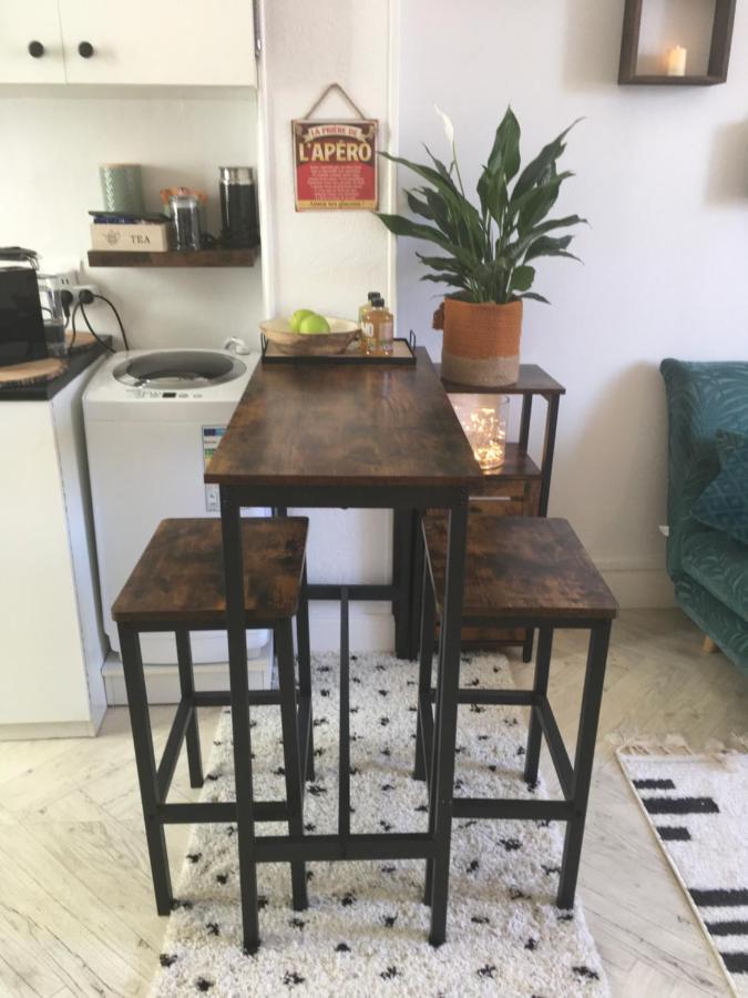 Maison Du Bonheur L Art De Vivre A La Francaise Logement Entier Avec Parking Sainte-Savine Eksteriør bilde