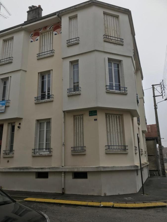 Maison Du Bonheur L Art De Vivre A La Francaise Logement Entier Avec Parking Sainte-Savine Eksteriør bilde